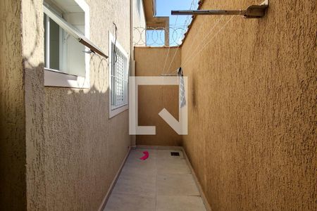 Casa de condomínio para alugar com 47m², 2 quartos e 1 vagaÁrea de Serviço