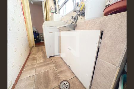 Apartamento à venda com 92m², 2 quartos e sem vaga Apartamento à venda com 92m², 2 quartos e sem vagaÁrea de Serviço