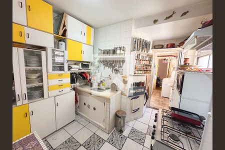 Apartamento à venda com 92m², 2 quartos e sem vaga Apartamento à venda com 92m², 2 quartos e sem vagaCozinha