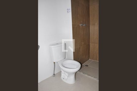 Apartamento à venda com 58m², 2 quartos e 1 vagaDetalhe - Banheiro Social