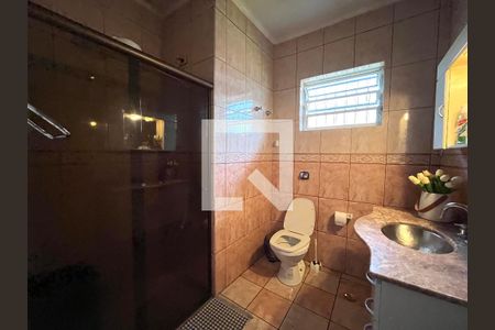 Casa à venda com 163m², 3 quartos e 2 vagasBanheiro