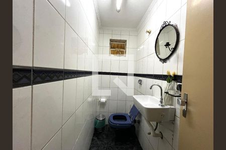 Lavabo de casa à venda com 3 quartos, 163m² em Jardim Santo Antoninho, São Paulo