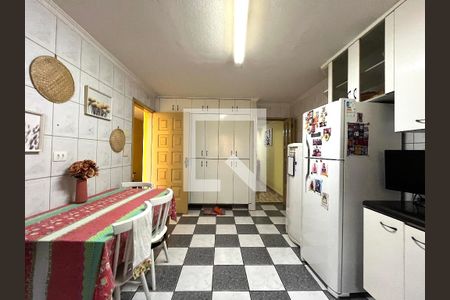 Casa à venda com 163m², 3 quartos e 2 vagasCozinha