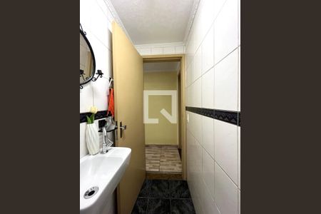 Lavabo de casa à venda com 3 quartos, 163m² em Jardim Santo Antoninho, São Paulo