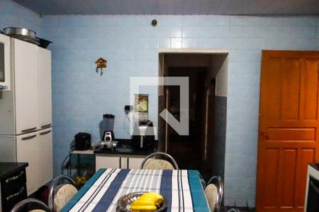 Casa à venda com 171m², 2 quartos e 2 vagasCozinha