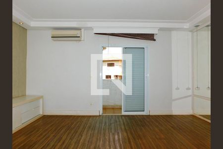 Casa de condomínio para alugar com 400m², 3 quartos e 4 vagasQuarto 