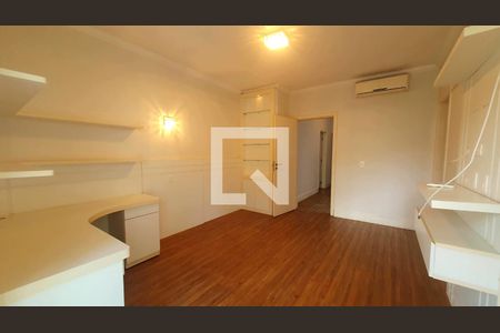 Casa de condomínio para alugar com 400m², 3 quartos e 4 vagasQuarto 3