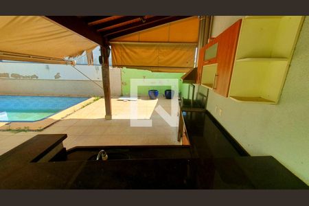 Casa de condomínio para alugar com 400m², 3 quartos e 4 vagasÁrea Gourmet