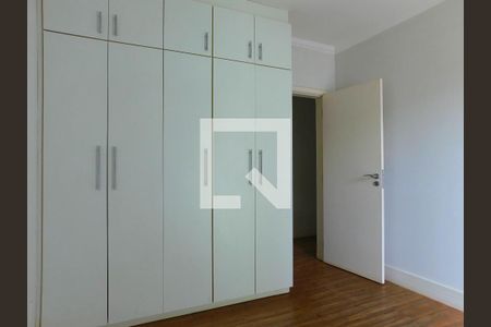 Casa de condomínio para alugar com 400m², 3 quartos e 4 vagasQuarto 2