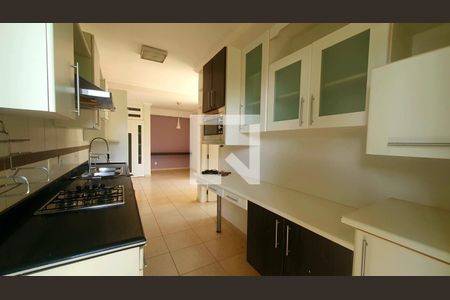 Casa de condomínio para alugar com 400m², 3 quartos e 4 vagasCozinha