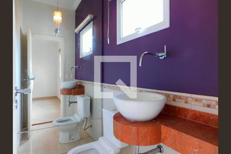 Casa de condomínio para alugar com 400m², 3 quartos e 4 vagasBanheiro