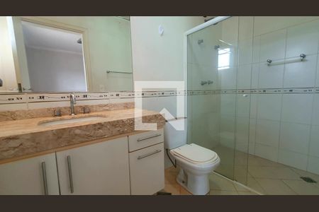 Casa de condomínio para alugar com 400m², 3 quartos e 4 vagasBanheiro 6