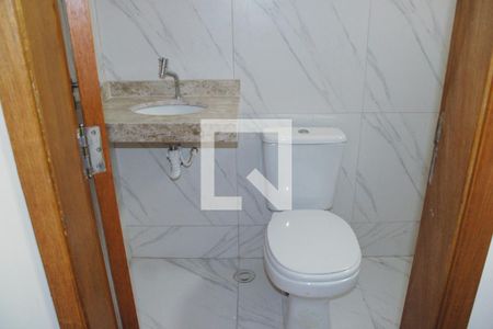 Casa à venda com 56m², 2 quartos e 2 vagasSuíte 2