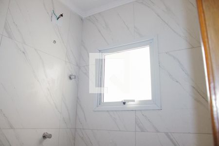 Casa à venda com 56m², 2 quartos e 2 vagasBanheiro da Suíte 2