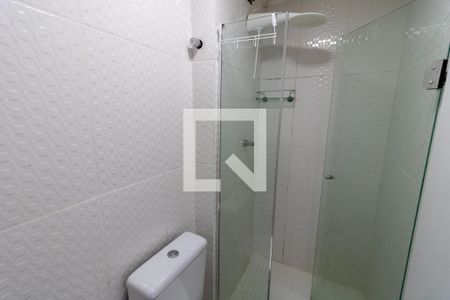 Casa de condomínio à venda com 64m², 3 quartos e 1 vaga Casa de condomínio à venda com 64m², 3 quartos e 1 vagaBanheiro