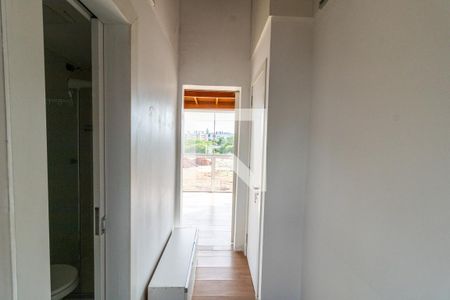 Casa de condomínio à venda com 64m², 3 quartos e 1 vaga Casa de condomínio à venda com 64m², 3 quartos e 1 vagaCorredor
