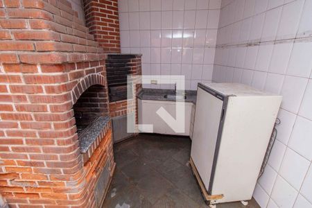 Casa à venda com 157m², 3 quartos e 6 vagas Casa à venda com 157m², 3 quartos e 6 vagasÁrea comum - Churrasqueira