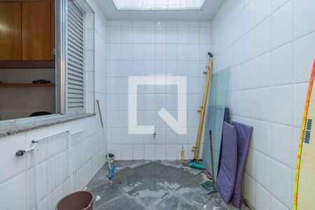 Casa à venda com 157m², 3 quartos e 6 vagas Casa à venda com 157m², 3 quartos e 6 vagasjardim de inverno