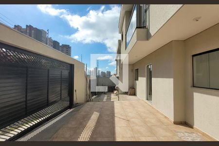 Casa à venda com 98m², 3 quartos e 3 vagasArea externa