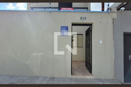 Casa à venda com 98m², 3 quartos e 3 vagasFachada