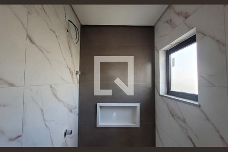 Casa à venda com 98m², 3 quartos e 3 vagasBanheiro