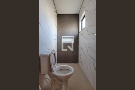 Casa à venda com 98m², 3 quartos e 3 vagasBanheiro