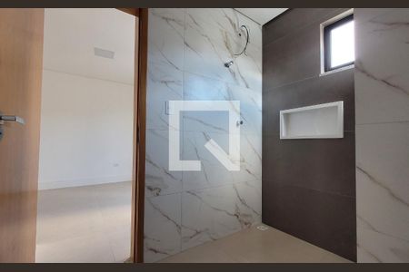 Casa à venda com 98m², 3 quartos e 3 vagasBanheiro da suíte