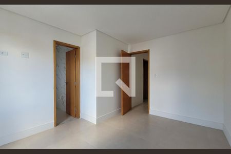 Casa à venda com 98m², 3 quartos e 3 vagasSuíte