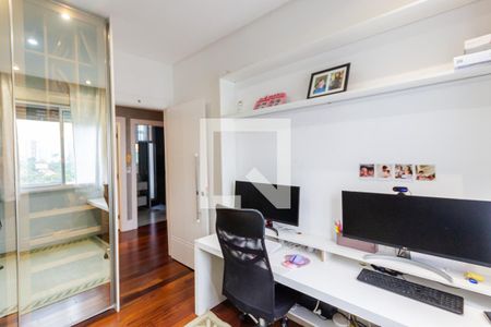 Apartamento à venda com 142m², 3 quartos e 2 vagas Apartamento à venda com 142m², 3 quartos e 2 vagasQuarto 1