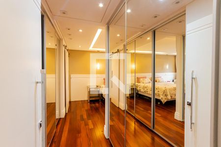 Apartamento à venda com 142m², 3 quartos e 2 vagas Apartamento à venda com 142m², 3 quartos e 2 vagasSuíte