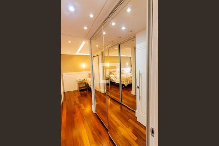 Apartamento à venda com 142m², 3 quartos e 2 vagas Apartamento à venda com 142m², 3 quartos e 2 vagasSuíte