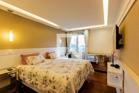 Apartamento à venda com 142m², 3 quartos e 2 vagas Apartamento à venda com 142m², 3 quartos e 2 vagasSuíte