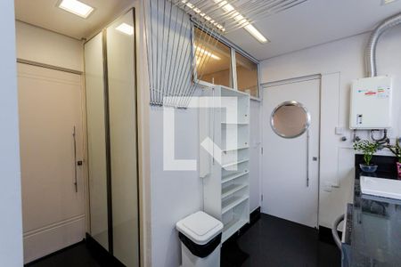 Apartamento à venda com 142m², 3 quartos e 2 vagas Apartamento à venda com 142m², 3 quartos e 2 vagasÁrea de Serviço