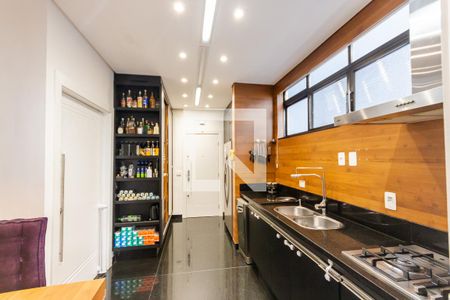 Apartamento à venda com 142m², 3 quartos e 2 vagas Apartamento à venda com 142m², 3 quartos e 2 vagasCozinha