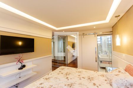 Apartamento à venda com 142m², 3 quartos e 2 vagas Apartamento à venda com 142m², 3 quartos e 2 vagasSuíte