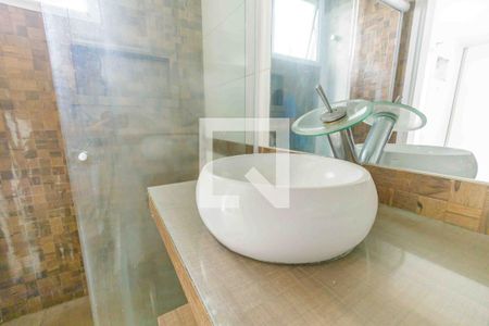 Apartamento à venda com 133m², 2 quartos e 3 vagasBanheiro da Suíte