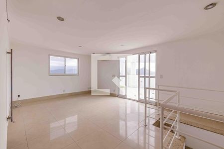 Apartamento à venda com 133m², 2 quartos e 3 vagasSala - Cobertura