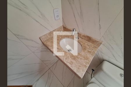 Casa de condomínio à venda com 57m², 2 quartos e 2 vagas Casa de condomínio à venda com 57m², 2 quartos e 2 vagasBanheiro Quarto 1