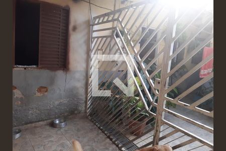 Casa à venda com 60m², 2 quartos e 1 vaga Casa à venda com 60m², 2 quartos e 1 vagaQuintal