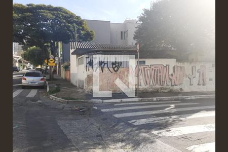 Casa à venda com 60m², 2 quartos e 1 vaga Casa à venda com 60m², 2 quartos e 1 vagaFachada