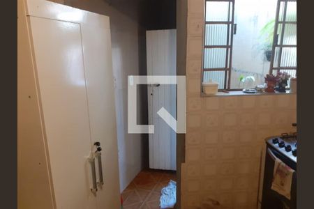 Casa à venda com 60m², 2 quartos e 1 vaga Casa à venda com 60m², 2 quartos e 1 vagaCozinha