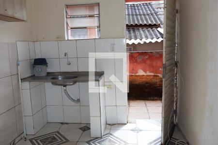 Cozinha de casa para alugar com 1 quarto, 40m² em Vila Alpina, São Paulo