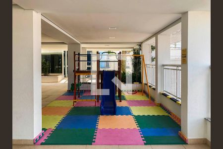 Apartamento para alugar com 115m², 3 quartos e 2 vagas Apartamento para alugar com 115m², 3 quartos e 2 vagasPlayground