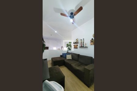 Casa à venda com 285m², 4 quartos e 4 vagasSala de TV