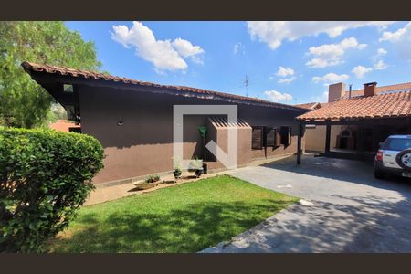 Casa à venda com 285m², 4 quartos e 4 vagasÁrea externa