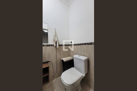 Casa à venda com 285m², 4 quartos e 4 vagasBanheiro da Suíte 3