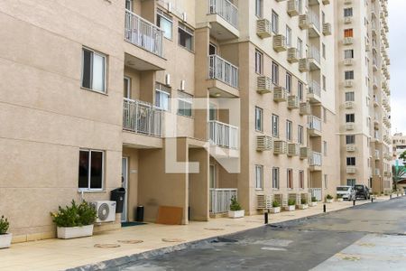 Apartamento à venda com 50m², 2 quartos e 1 vaga Apartamento à venda com 50m², 2 quartos e 1 vagaFachada