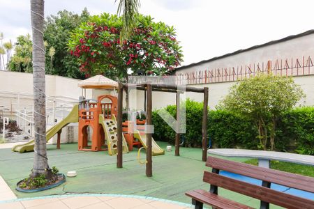 Apartamento à venda com 50m², 2 quartos e 1 vaga Apartamento à venda com 50m², 2 quartos e 1 vagaÁrea comum - Playground