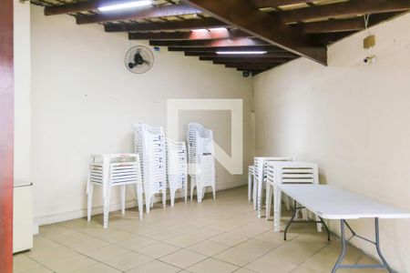 Apartamento à venda com 50m², 2 quartos e 1 vaga Apartamento à venda com 50m², 2 quartos e 1 vagaÁrea comum - Churrasqueira