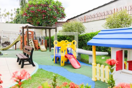 Apartamento à venda com 50m², 2 quartos e 1 vaga Apartamento à venda com 50m², 2 quartos e 1 vagaÁrea comum - Playground